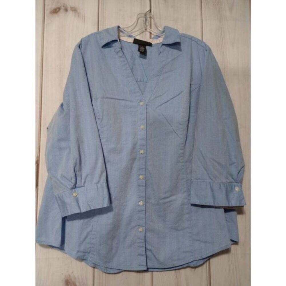 Lane Bryant Shirt Ladies‎ 22 Light Blue Button-Down Top, 3/4 Sleeves, V-Neck
